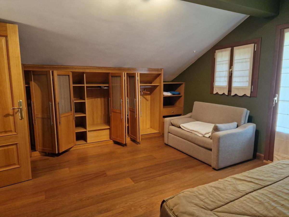Bera  Hostal Lizuniaga מראה חיצוני תמונה