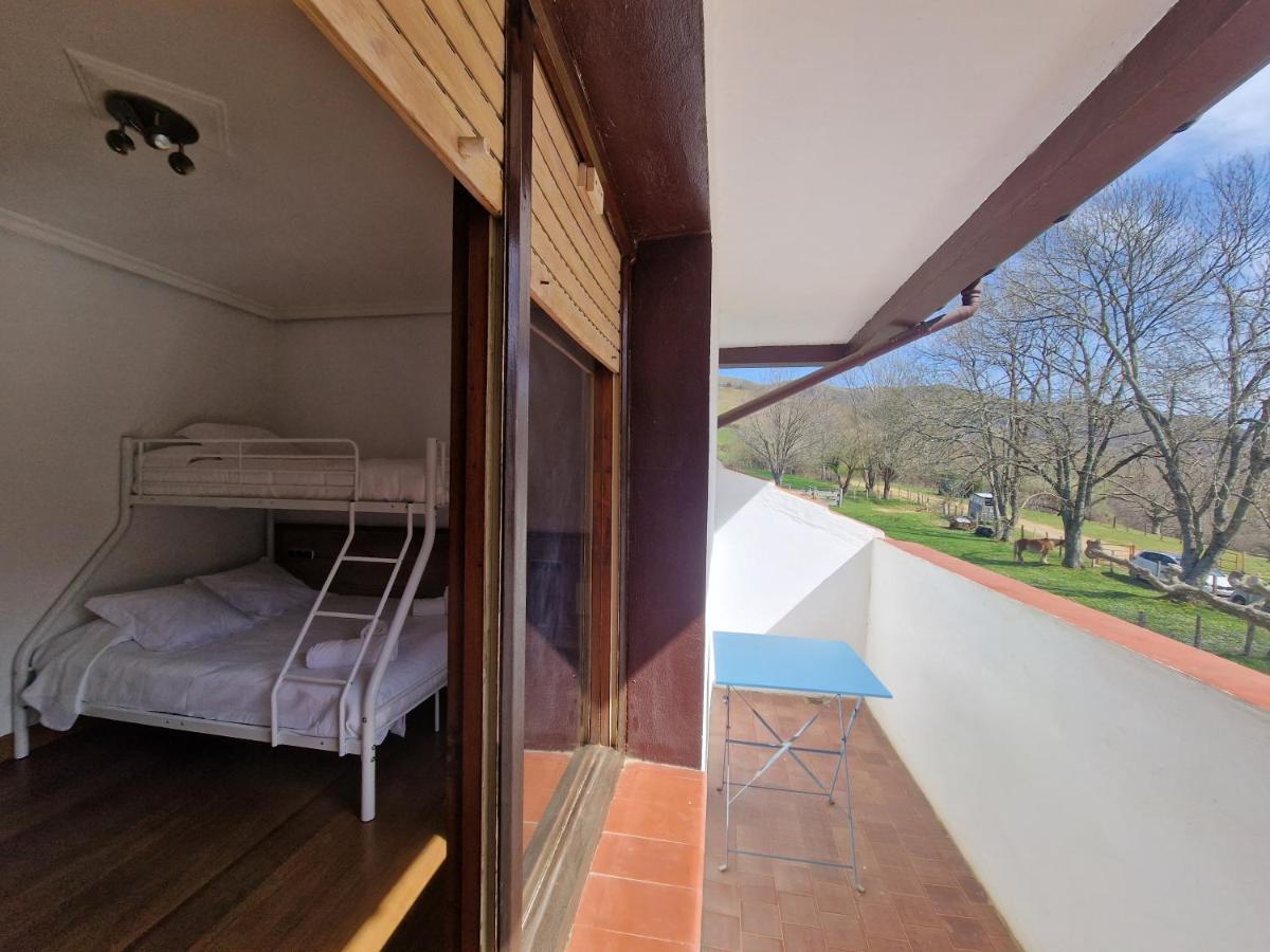 Bera  Hostal Lizuniaga מראה חיצוני תמונה