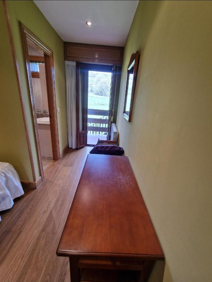 Bera  Hostal Lizuniaga מראה חיצוני תמונה