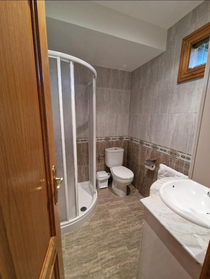 Bera  Hostal Lizuniaga מראה חיצוני תמונה
